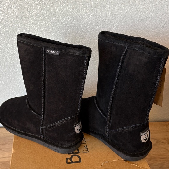 BearPaw Women's Black Winter Boots - Picture 5 of 8